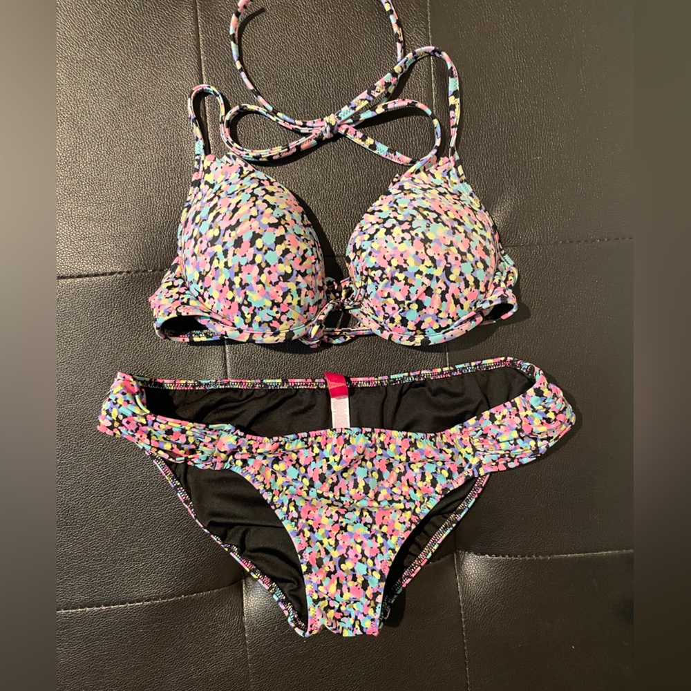 Victoria secret bikini set